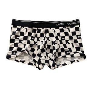 Calvin Klein New CK One Logo Black Check Low Rise Trunk Underwear NB2225 030
